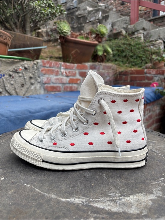 Converse All Stars Shoes - Converse Limited Edition White High-Top Canvas Sneakers With Red Lip Print
